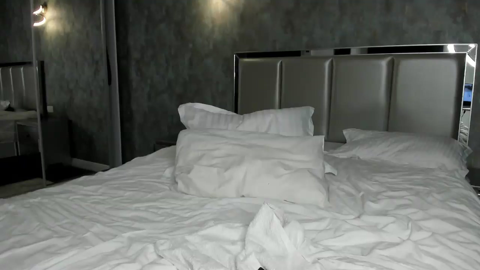 Gallery image thumbnail from AmberClyde's myfreecams stream on, 05/22/2026, 23:27 image 6 of 20