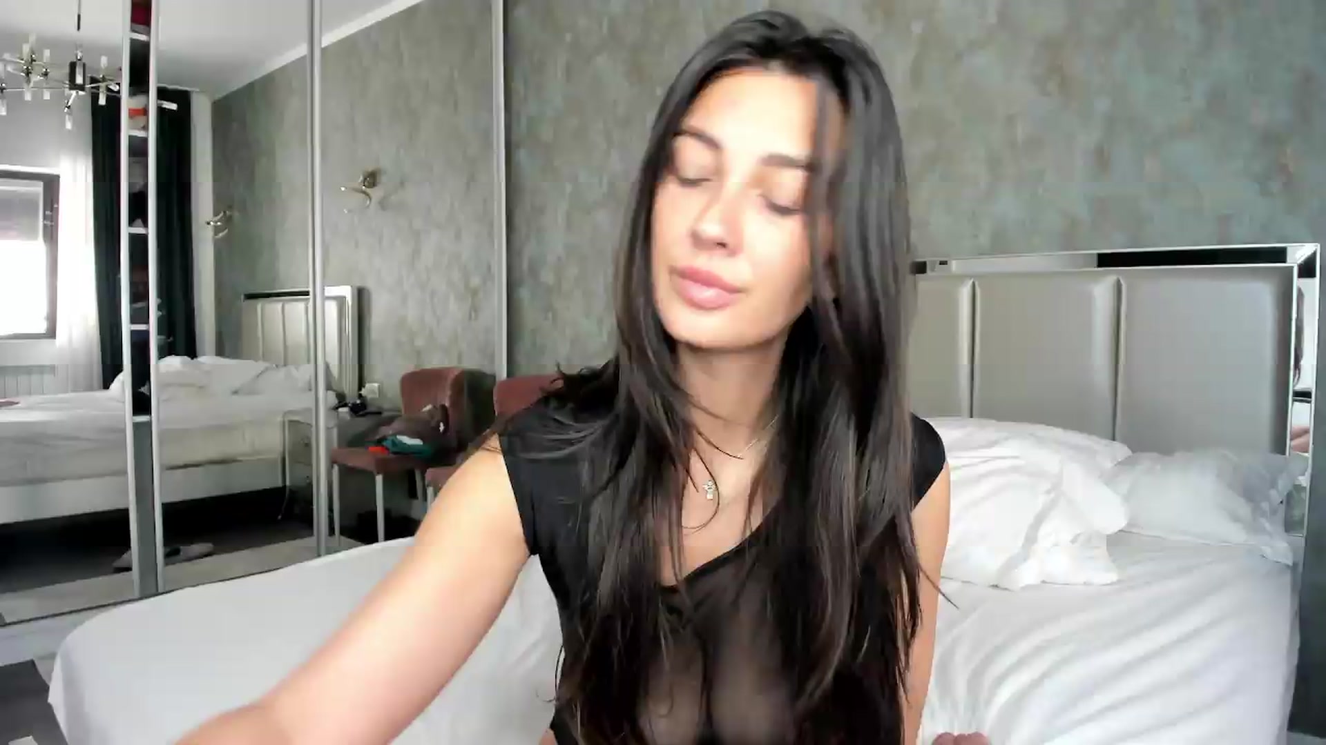 Gallery image thumbnail from AmberClyde's myfreecams stream on, 05/27/2026, 11:33 image 14 of 20