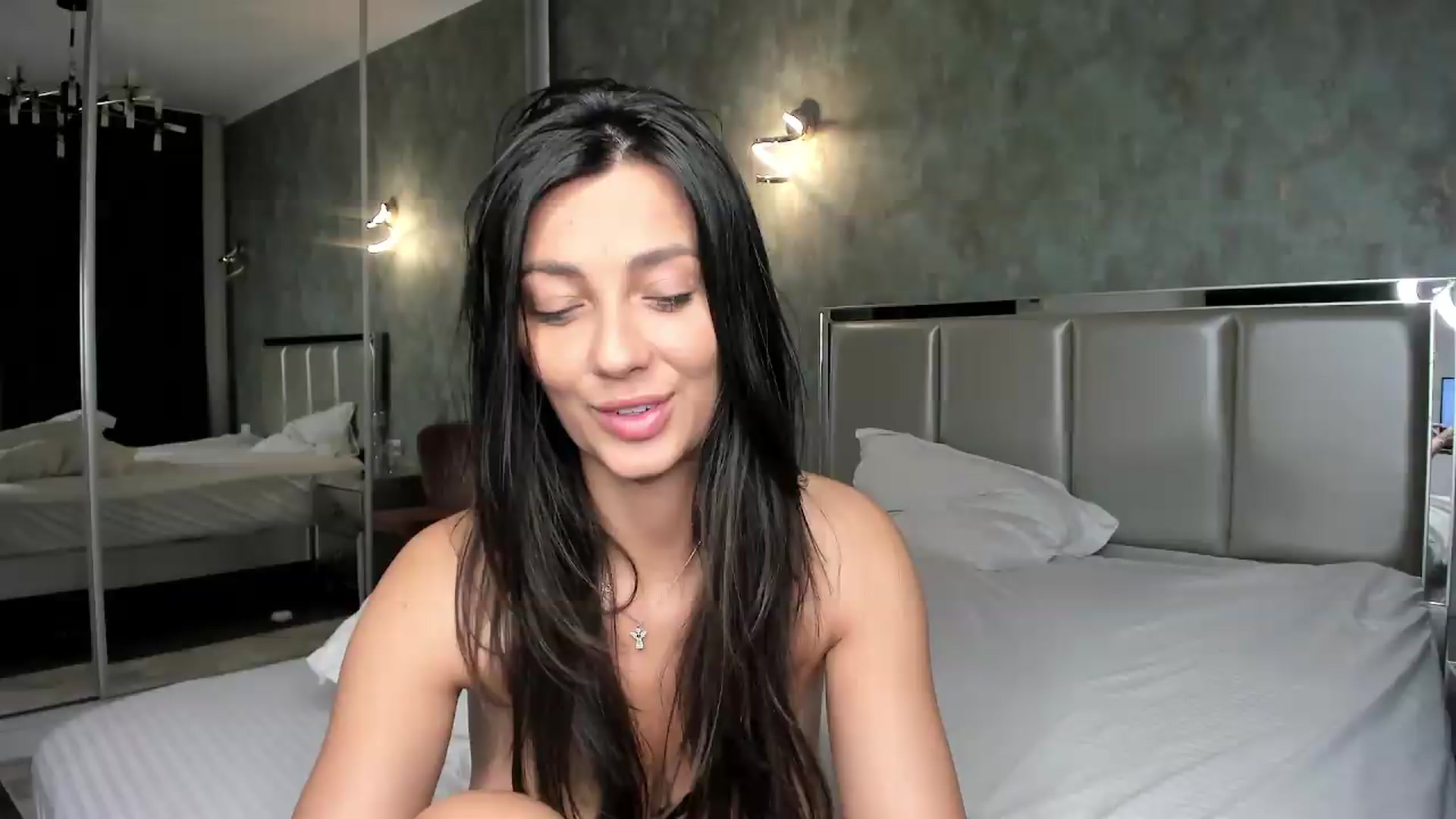 Gallery image thumbnail from AmberClyde's myfreecams stream on, 05/30/2026, 23:57 image 14 of 20