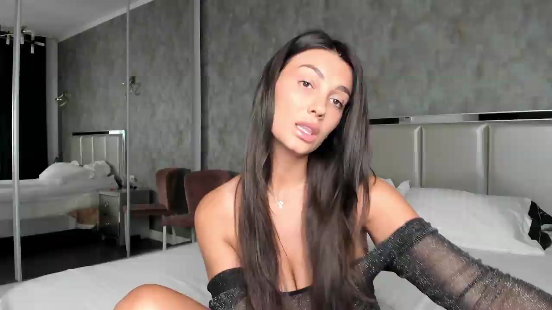 Gallery image thumbnail from AmberClyde's myfreecams stream on, 06/23/2026, 11:06 image 3 of 20