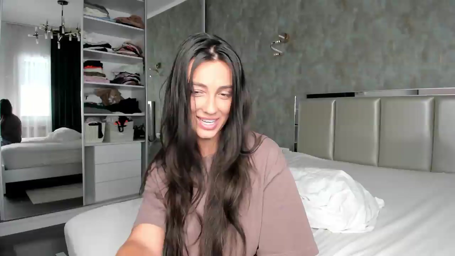 Gallery image thumbnail from AmberClyde's myfreecams stream on, 07/07/2026, 10:22 image 13 of 20
