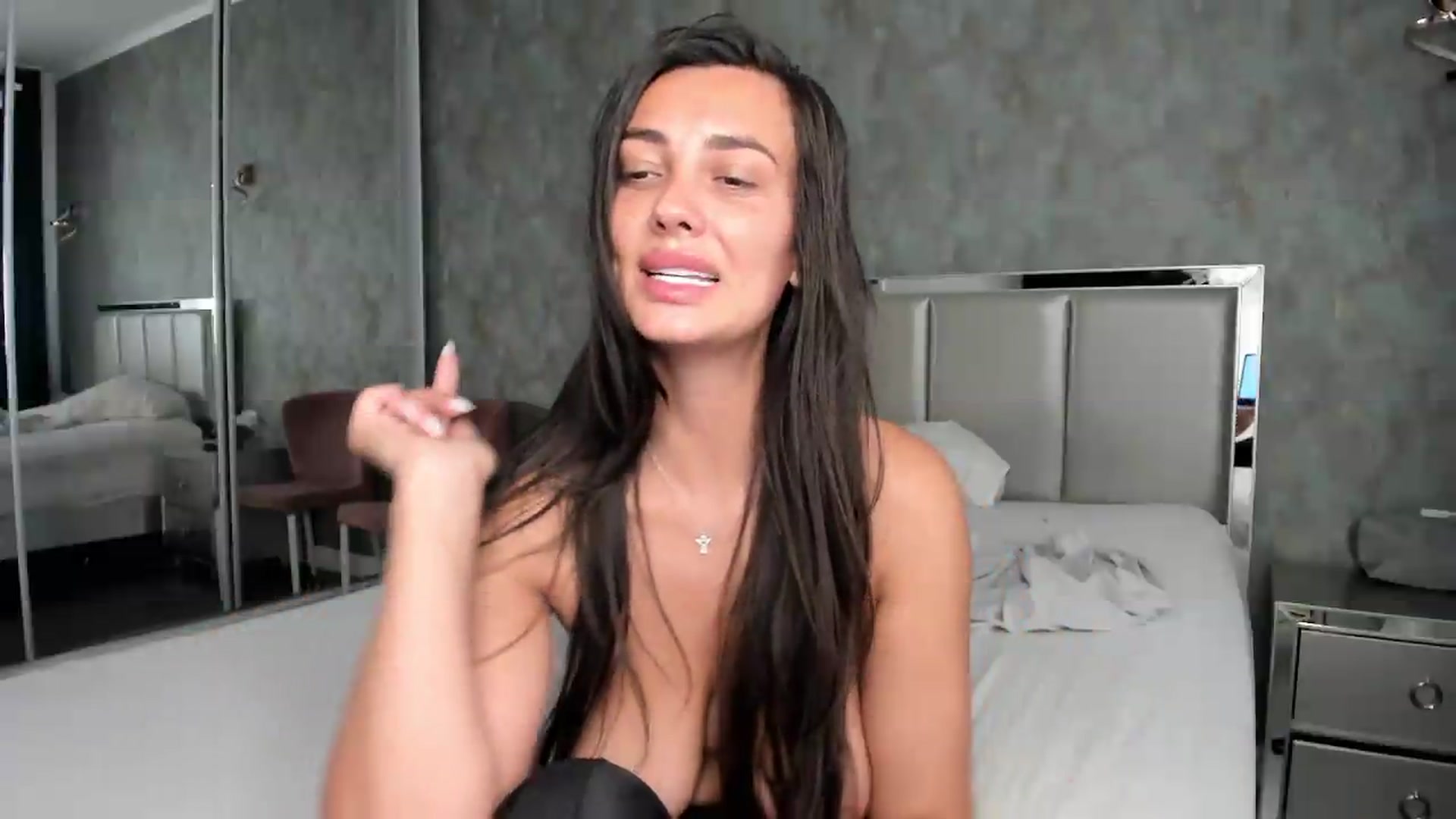 Gallery image thumbnail from AmberClyde's myfreecams stream on, 07/28/2026, 10:53 image 16 of 20