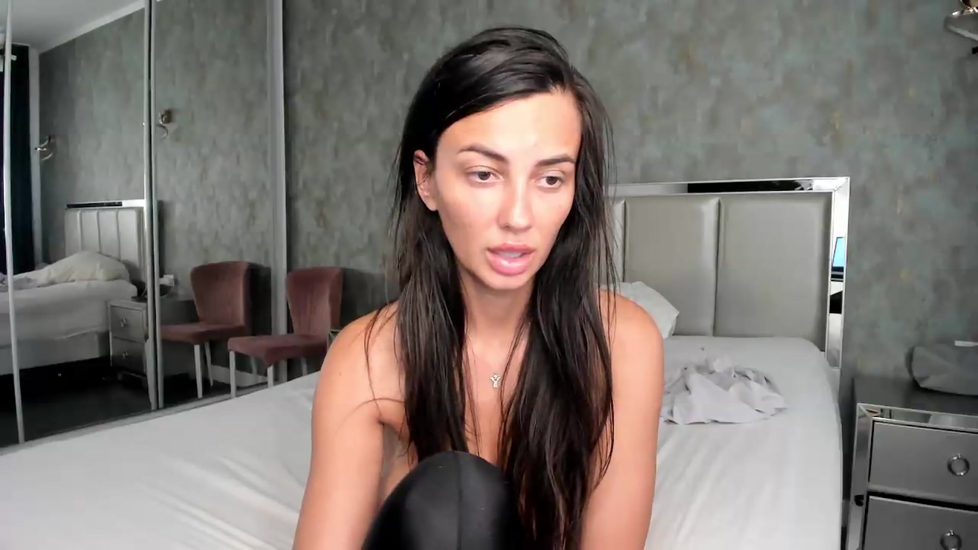 Gallery image thumbnail from AmberClyde's myfreecams stream on, 07/28/2026, 10:53 image 15 of 20