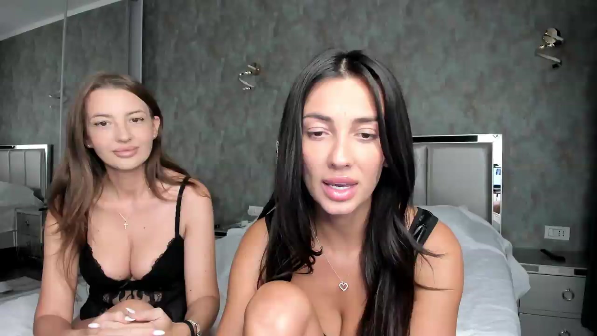 Gallery image thumbnail from AmberClyde's myfreecams stream on, 09/14/2026, 12:00 image 1 of 20