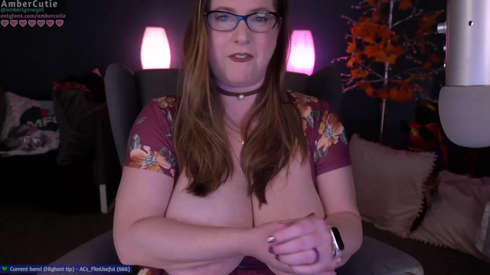 Gallery image thumbnail from AmberCutie's myfreecams stream on, 11/16/2022, 07:47 image 8 of 20
