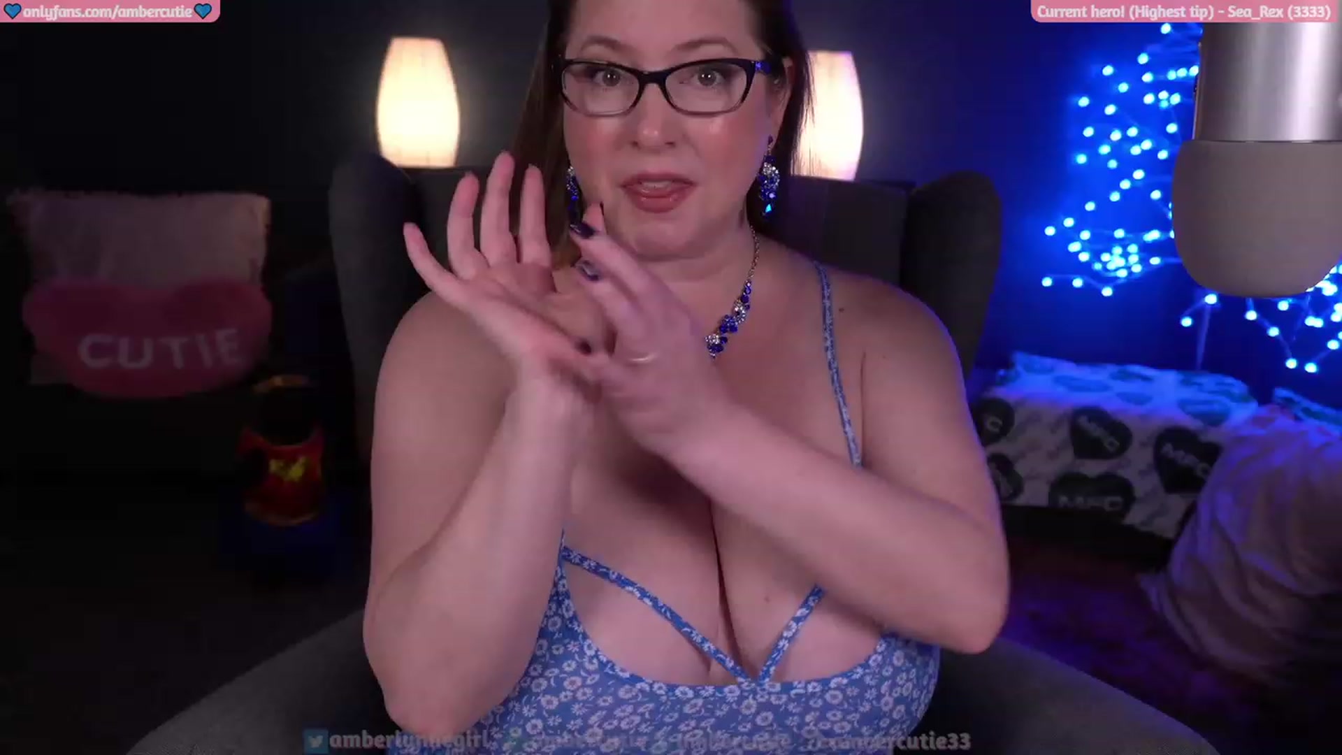 Gallery image thumbnail from AmberCutie's myfreecams stream on, 08/29/2023, 02:51 image 12 of 20