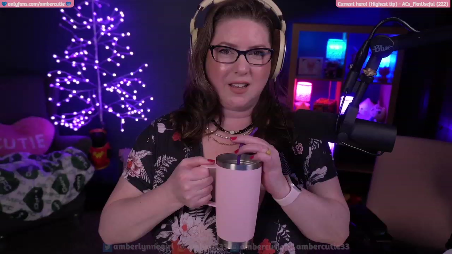 Gallery image thumbnail from AmberCutie's myfreecams stream on, 01/13/2024, 03:45 image 9 of 20