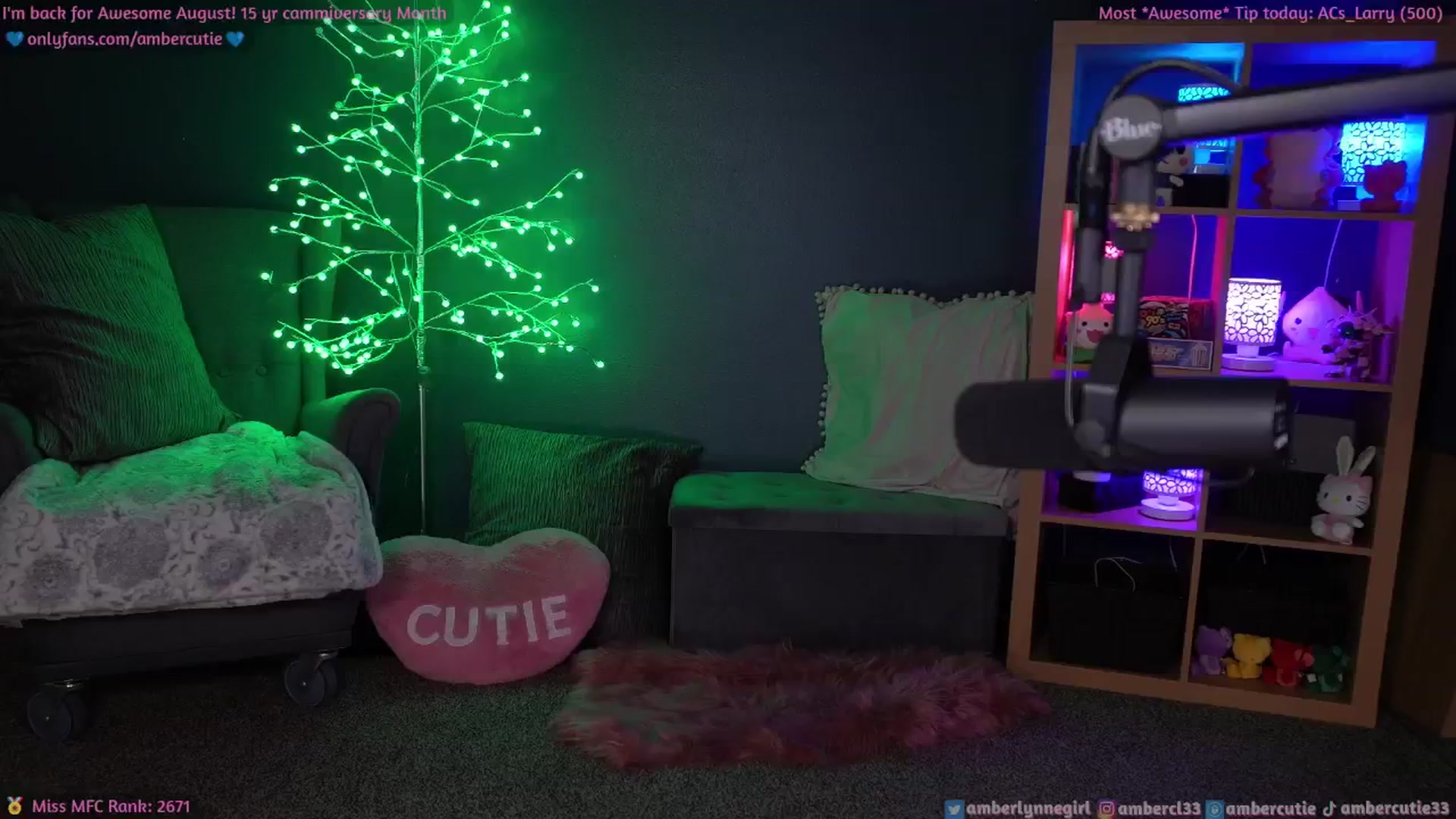 Gallery image thumbnail from AmberCutie's myfreecams stream on, 08/29/2024, 04:08 image 12 of 20