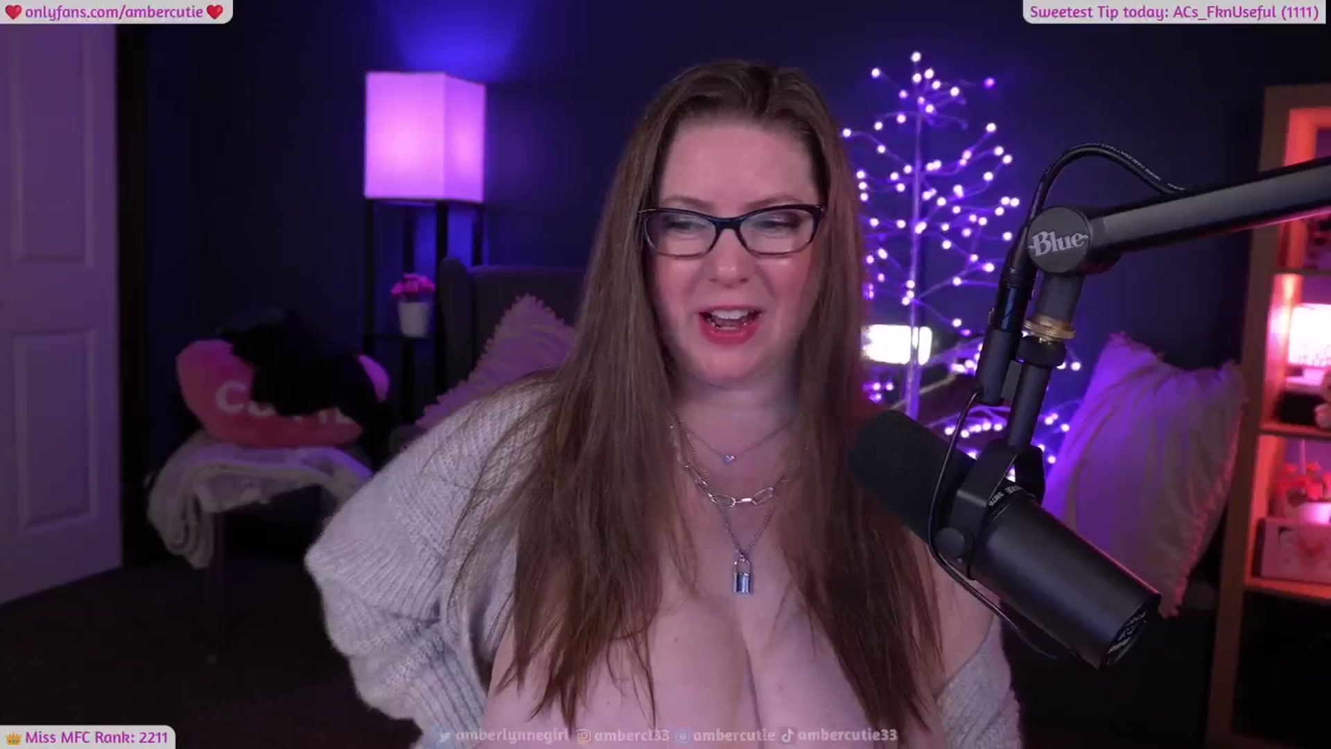 Gallery image thumbnail from AmberCutie's myfreecams stream on, 01/08/2025, 05:31 image 20 of 20