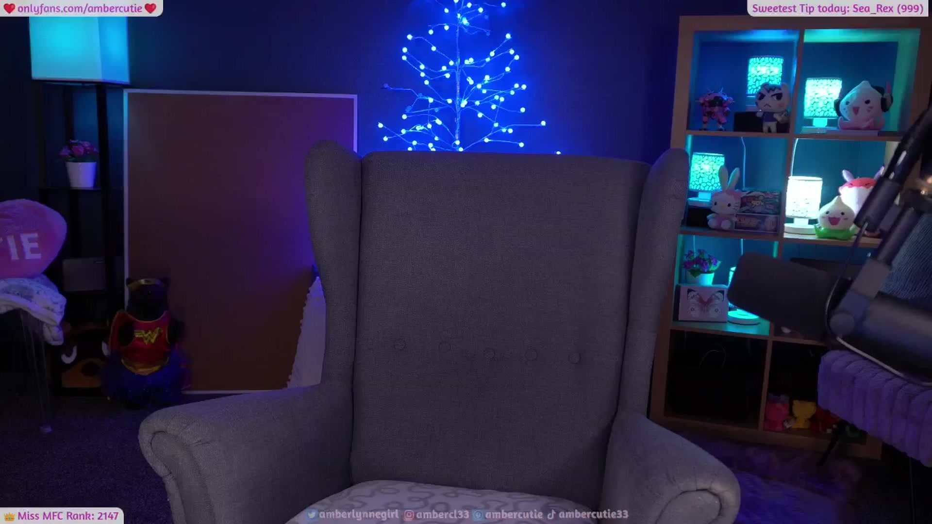 Gallery image thumbnail from AmberCutie's myfreecams stream on, 01/22/2025, 06:15 image 2 of 20