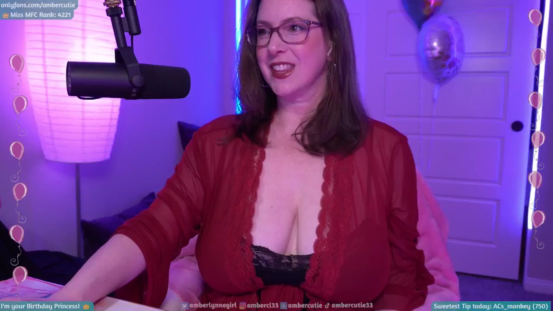 Gallery image thumbnail from AmberCutie's myfreecams stream on, 03/11/2026, 03:12 image 9 of 20