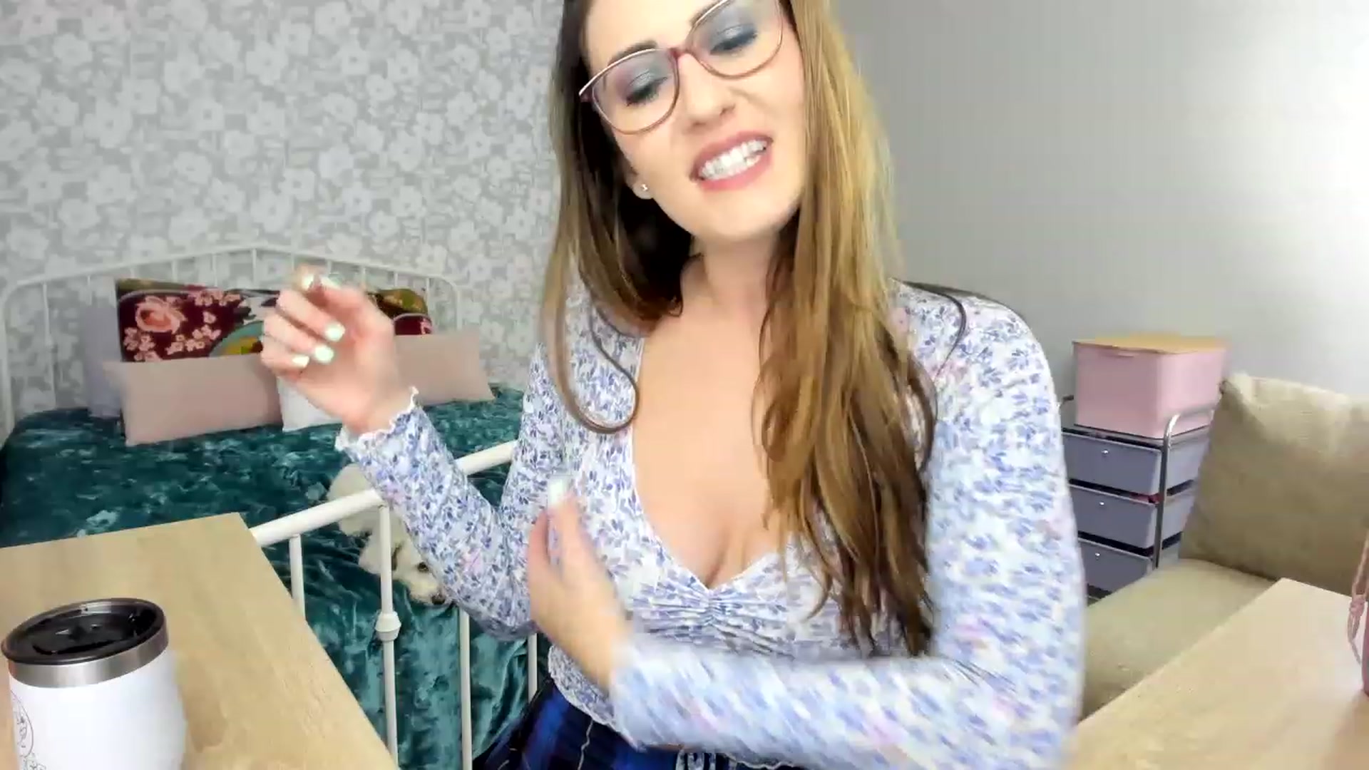 Gallery image thumbnail from AmberHahn's myfreecams stream on, 11/18/2022, 02:13 image 13 of 20