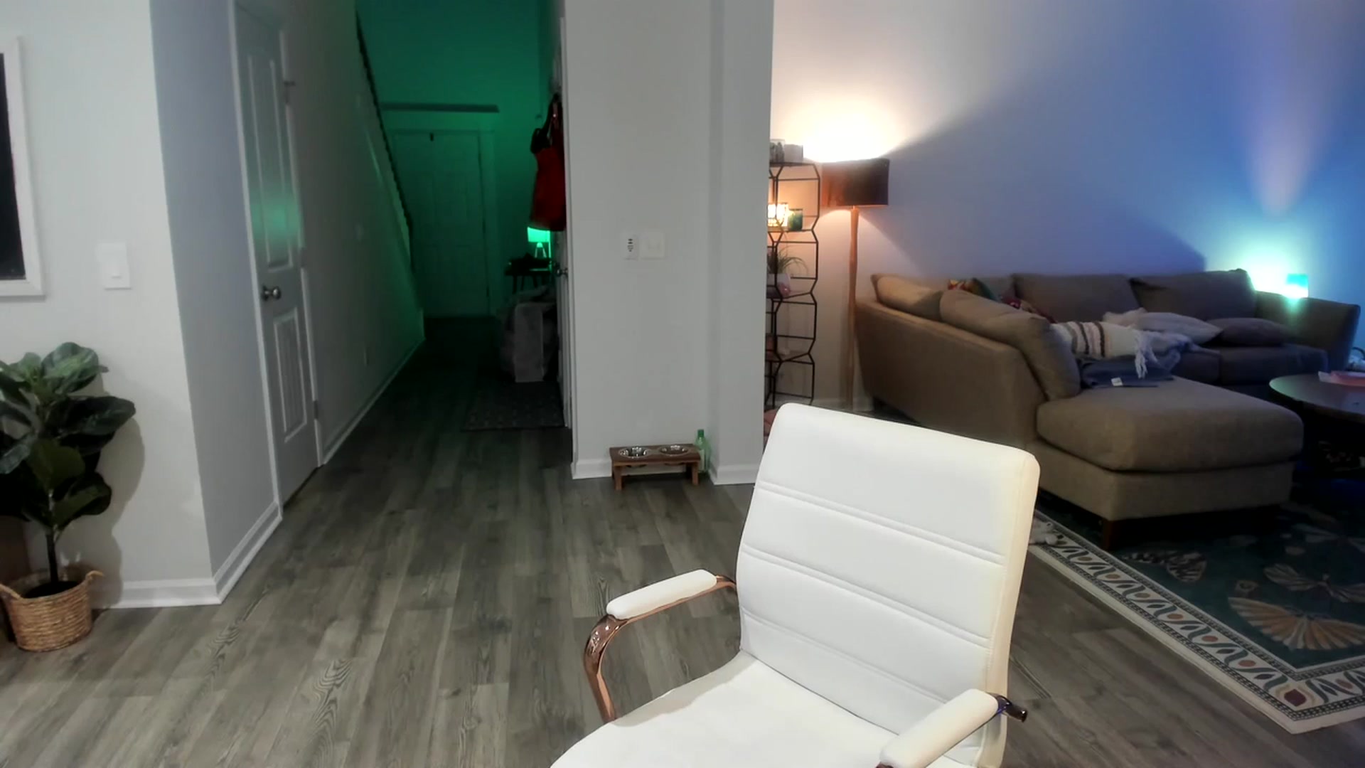 Gallery image thumbnail from AmberHahn's myfreecams stream on, 03/05/2024, 04:13 image 1 of 20