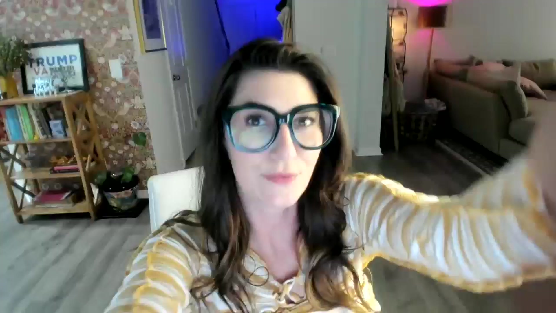 Gallery image thumbnail from AmberHahn's myfreecams stream on, 11/27/2024, 02:55 image 5 of 20