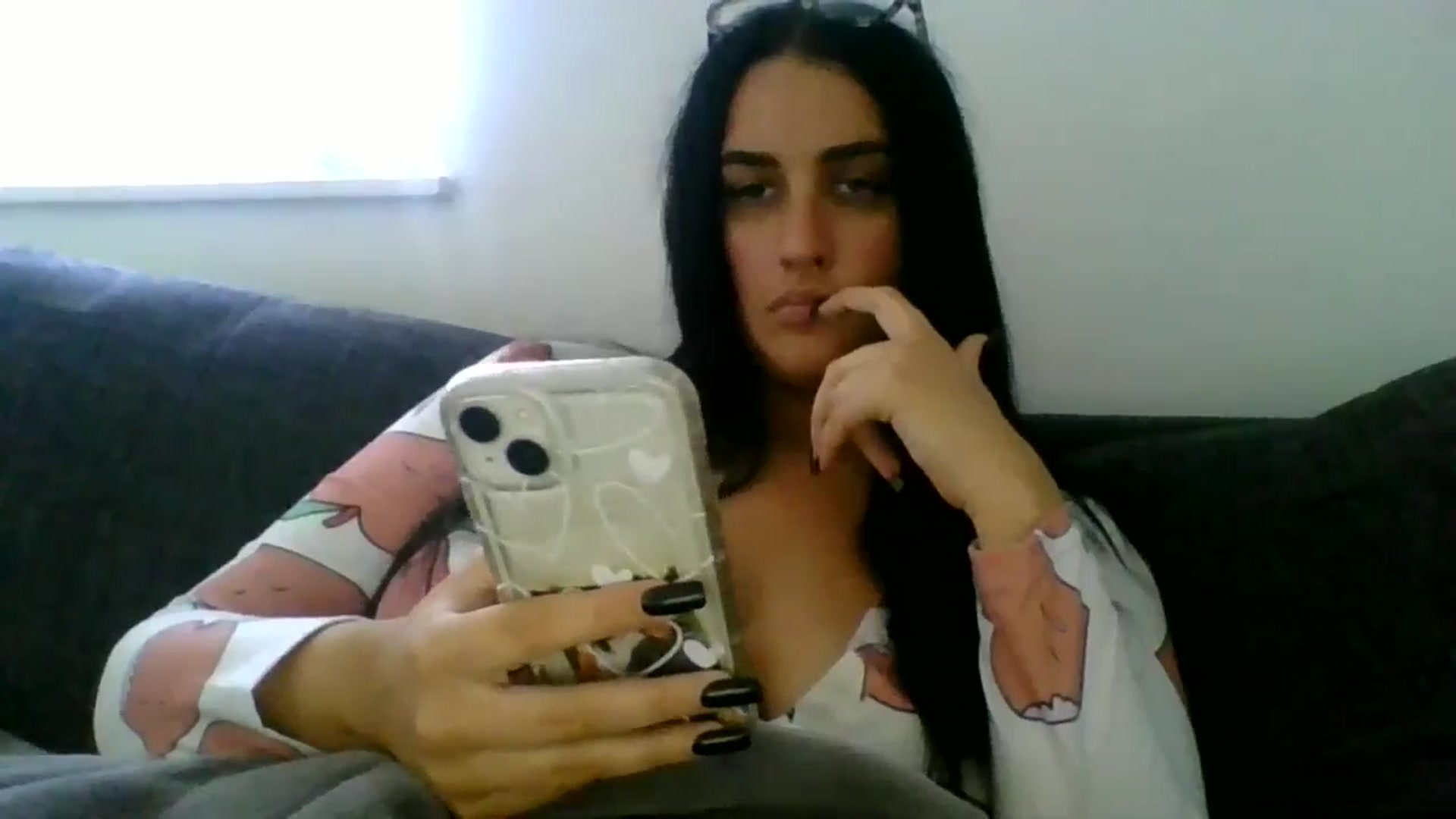 Gallery image thumbnail from AmberHarvest's myfreecams stream on, 10/16/2024, 13:55 image 11 of 20