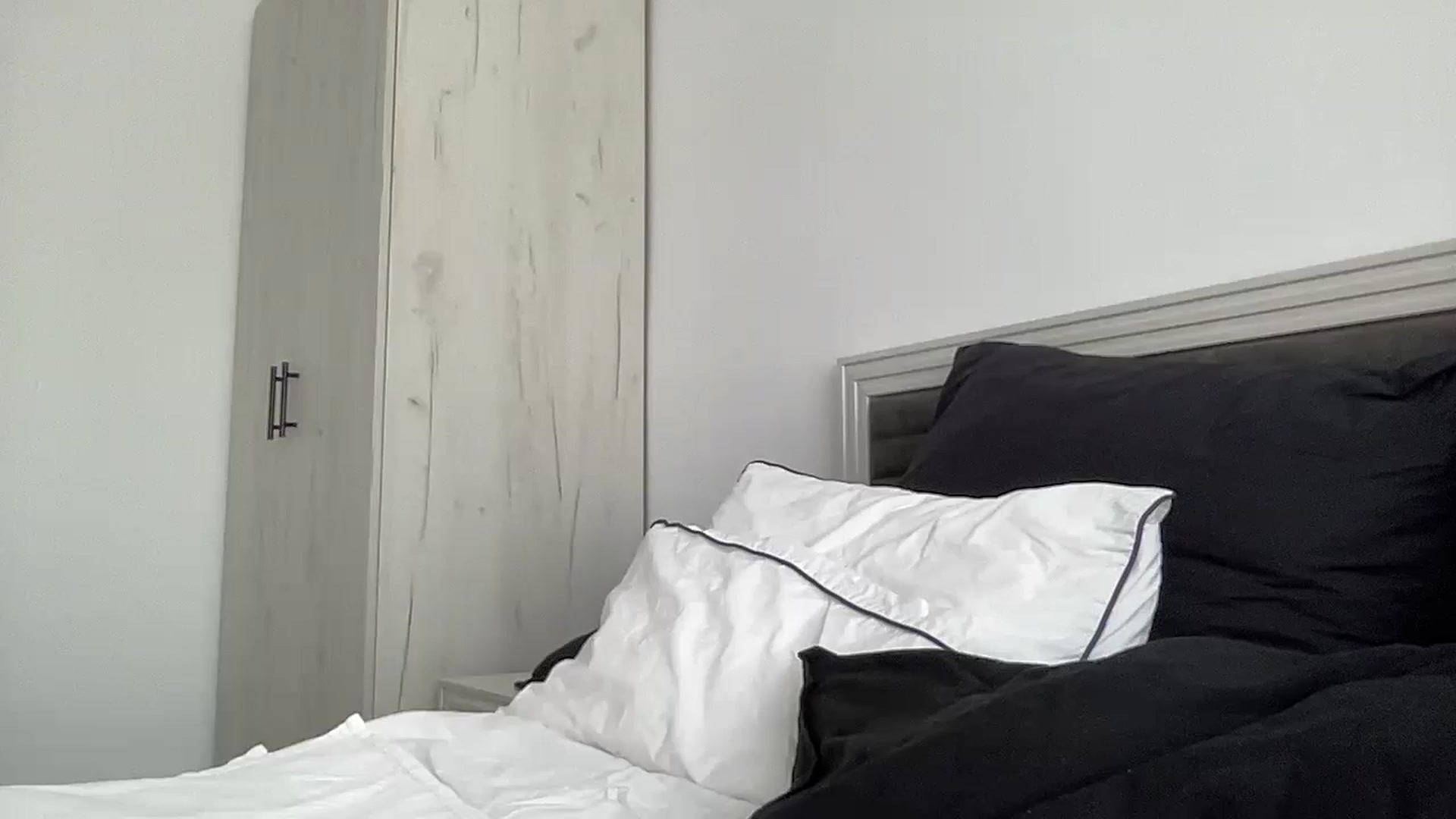 Gallery image thumbnail from AmberHottX's myfreecams stream on, 06/07/2024, 08:46 image 1 of 20