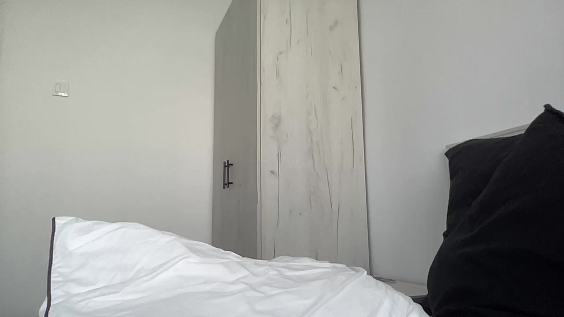 Gallery image thumbnail from AmberHottX's myfreecams stream on, 06/13/2024, 12:27 image 19 of 20