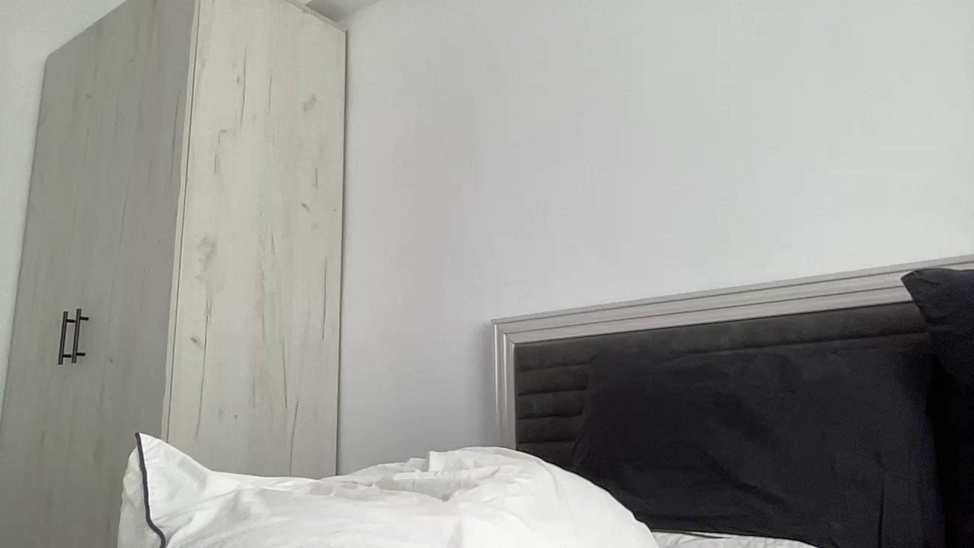 Gallery image thumbnail from AmberHottX's myfreecams stream on, 06/24/2024, 07:50 image 11 of 20