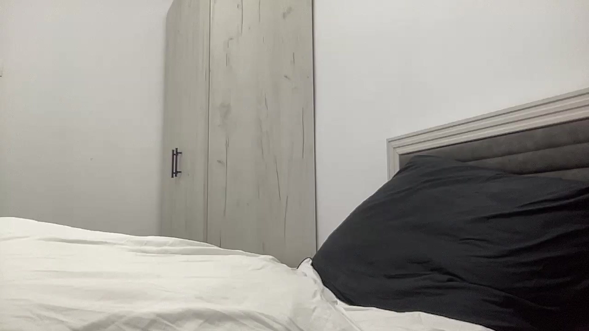 Gallery image thumbnail from AmberHottX's myfreecams stream on, 06/24/2024, 19:51 image 16 of 20