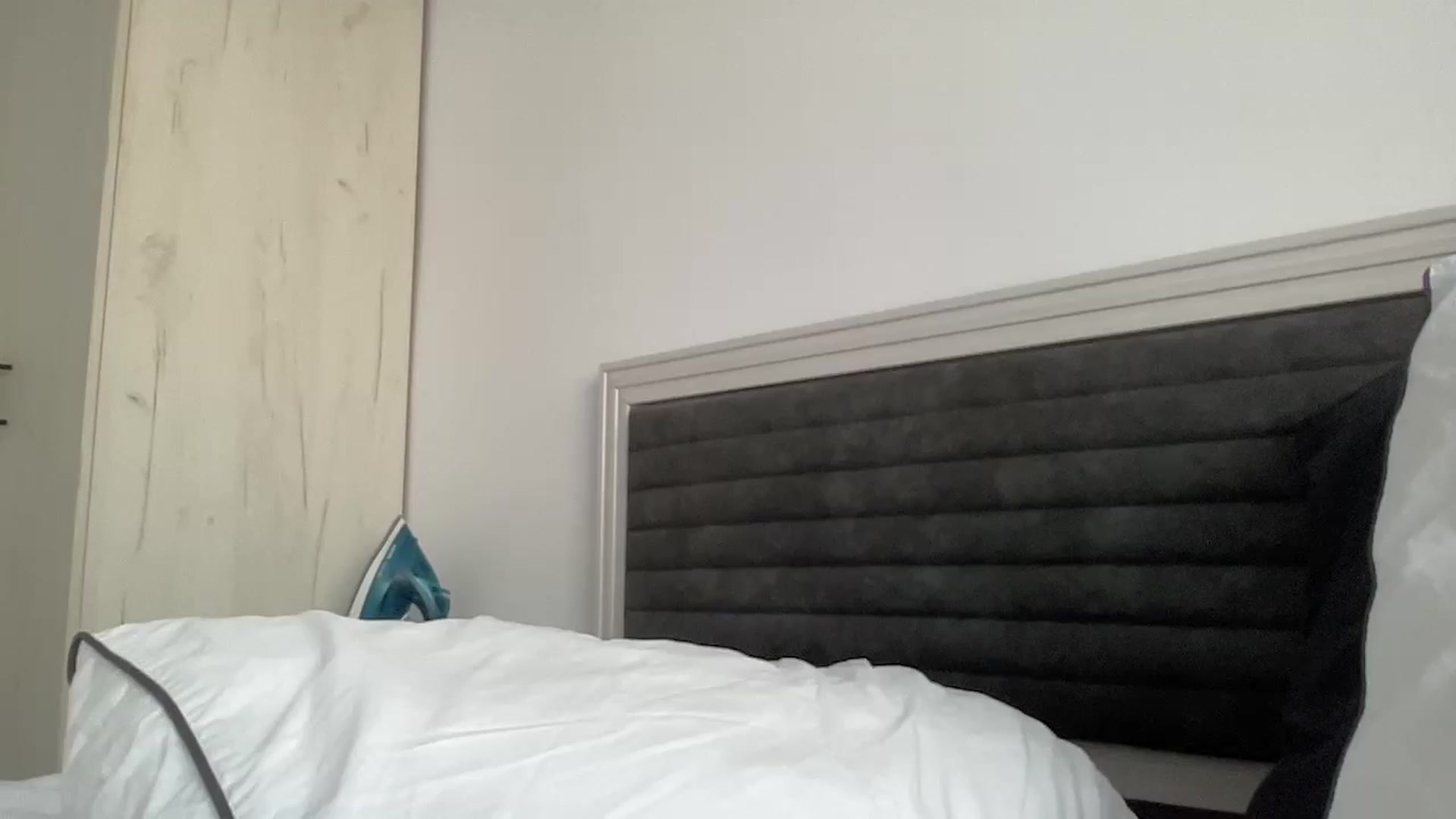 Gallery image thumbnail from AmberHottX's myfreecams stream on, 06/25/2024, 17:33 image 7 of 20