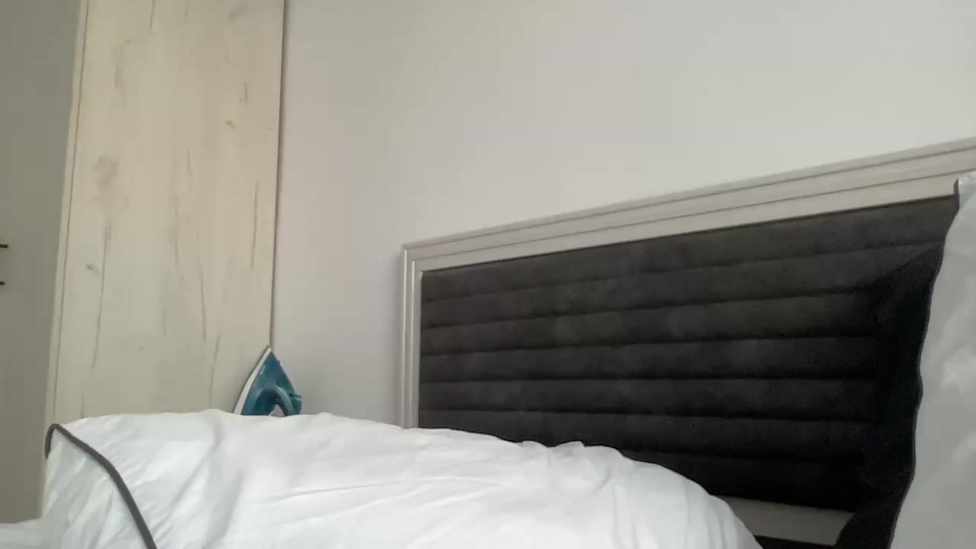 Gallery image thumbnail from AmberHottX's myfreecams stream on, 06/25/2024, 17:33 image 13 of 20