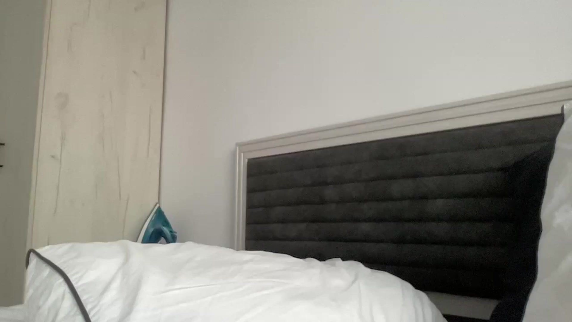 Gallery image thumbnail from AmberHottX's myfreecams stream on, 06/25/2024, 17:33 image 18 of 20