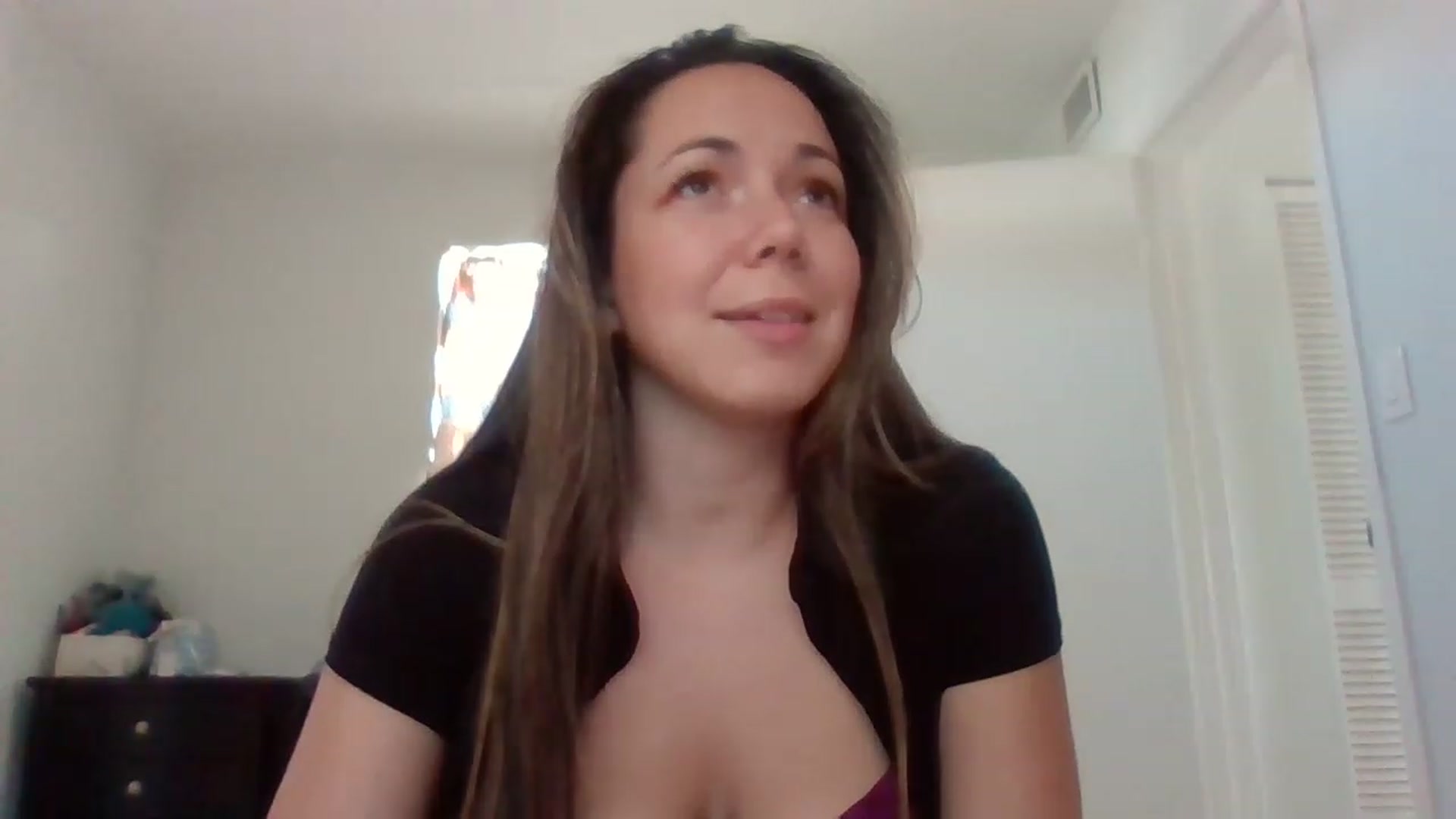 Gallery image thumbnail from AmberJameson's myfreecams stream on, 04/27/2023, 20:54 image 16 of 20