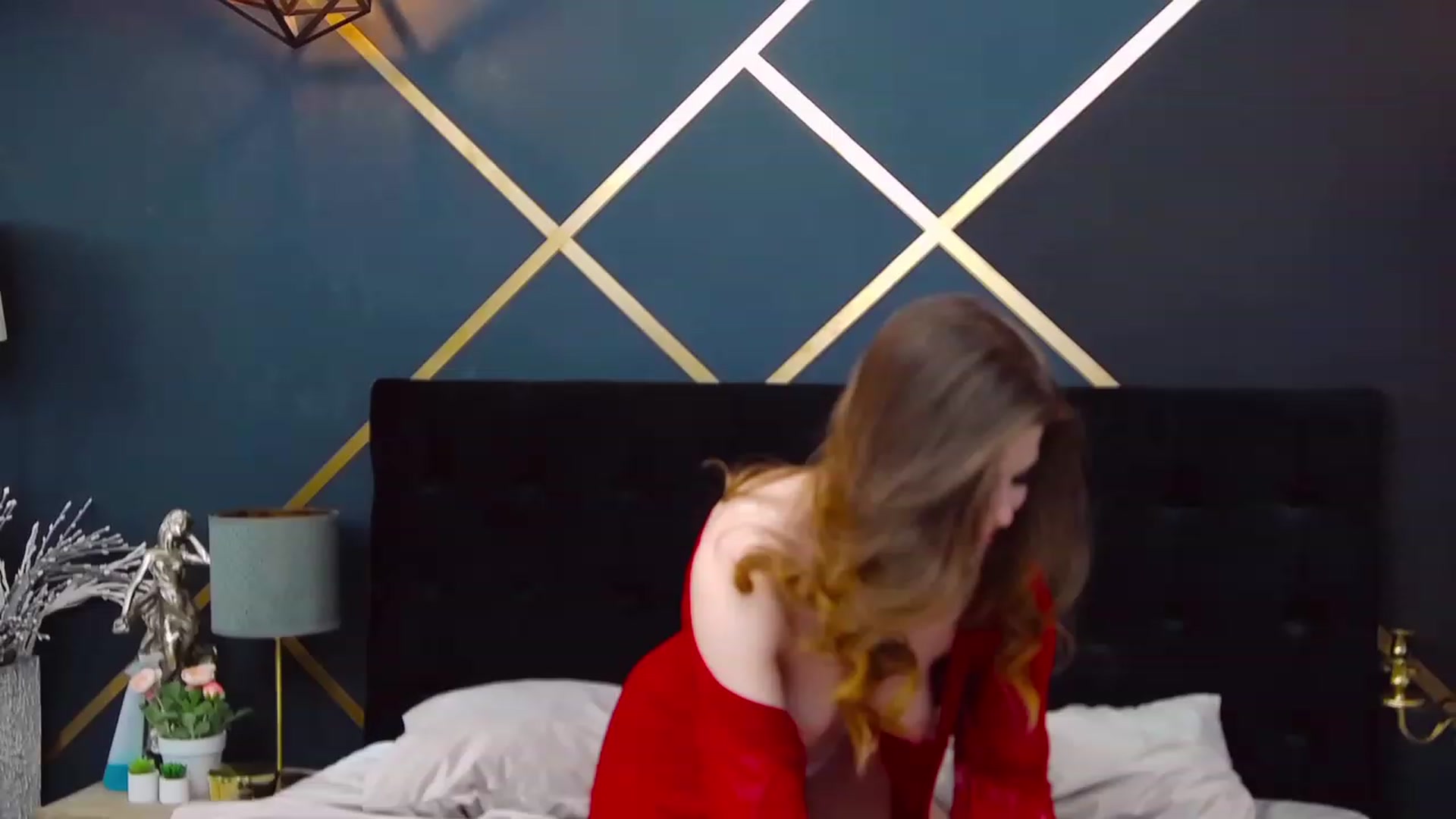 Gallery image thumbnail from AmberKeaton's myfreecams stream on, 03/16/2023, 09:03 image 4 of 20