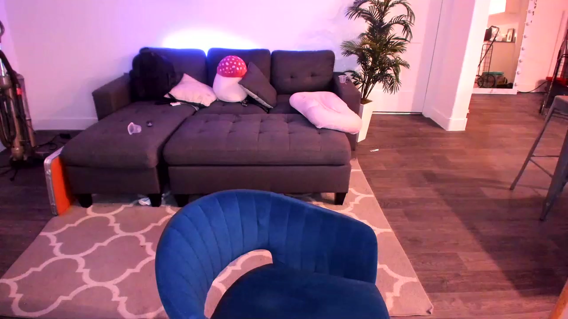 Gallery image thumbnail from AmberMae_'s myfreecams stream on, 03/28/2023, 07:21 image 11 of 20