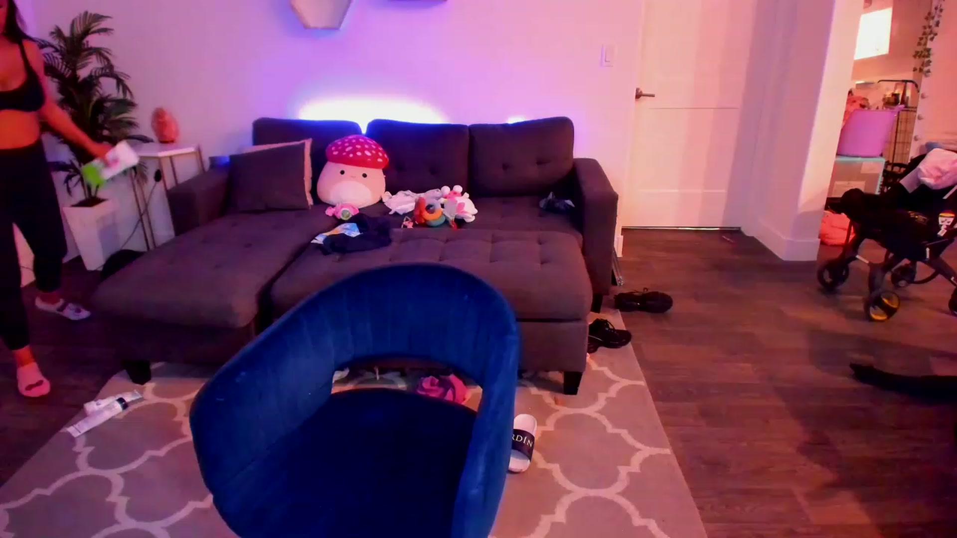 Gallery image thumbnail from AmberMae_'s myfreecams stream on, 04/14/2023, 07:12 image 18 of 20