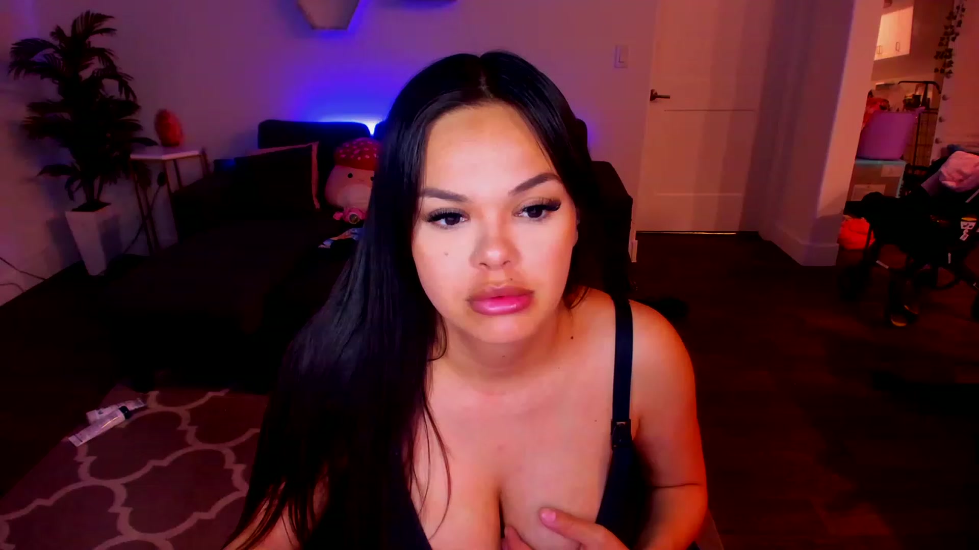 Gallery image thumbnail from AmberMae_'s myfreecams stream on, 04/14/2023, 07:12 image 20 of 20
