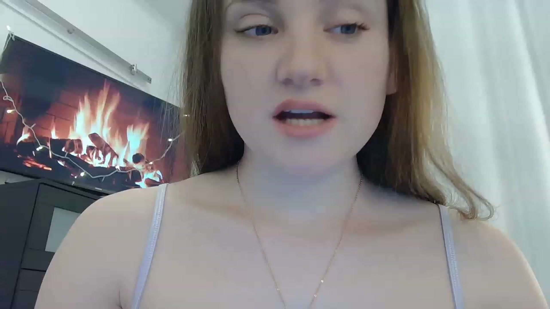 Gallery image thumbnail from AmberPeach's myfreecams stream on, 12/26/2022, 03:16 image 6 of 20