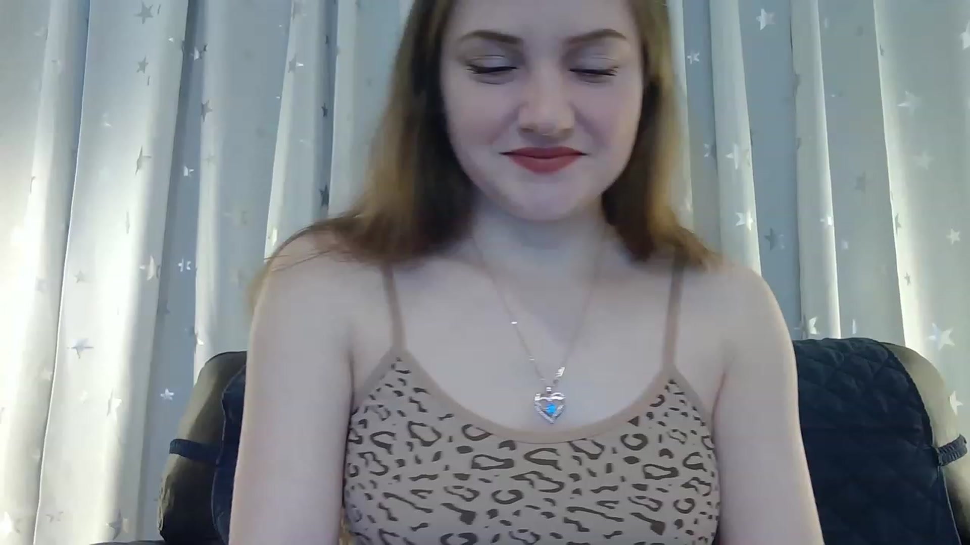 Gallery image thumbnail from AmberPeach's myfreecams stream on, 12/27/2022, 20:00 image 1 of 20