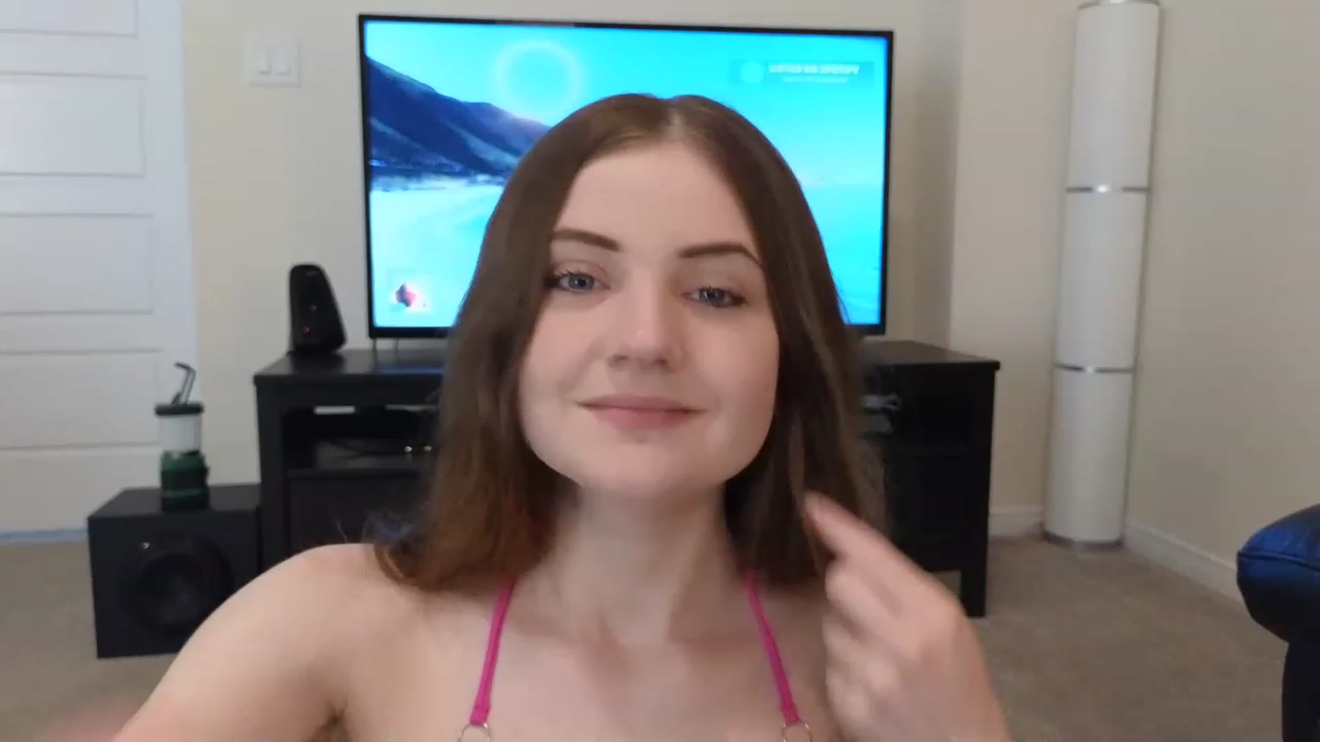 Gallery image thumbnail from AmberPeach's myfreecams stream on, 05/13/2023, 19:52 image 7 of 20