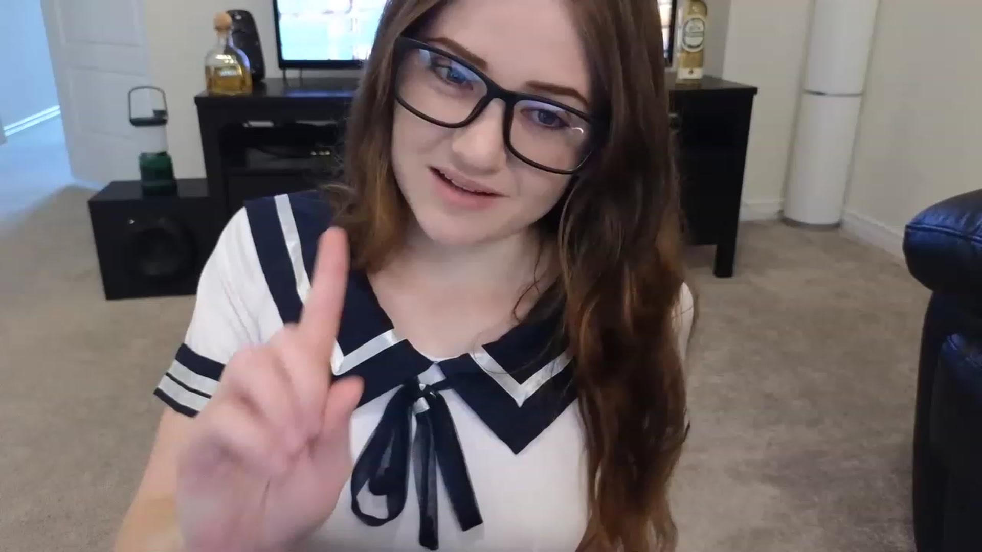 Gallery image thumbnail from AmberPeach's myfreecams stream on, 05/14/2023, 16:03 image 4 of 20