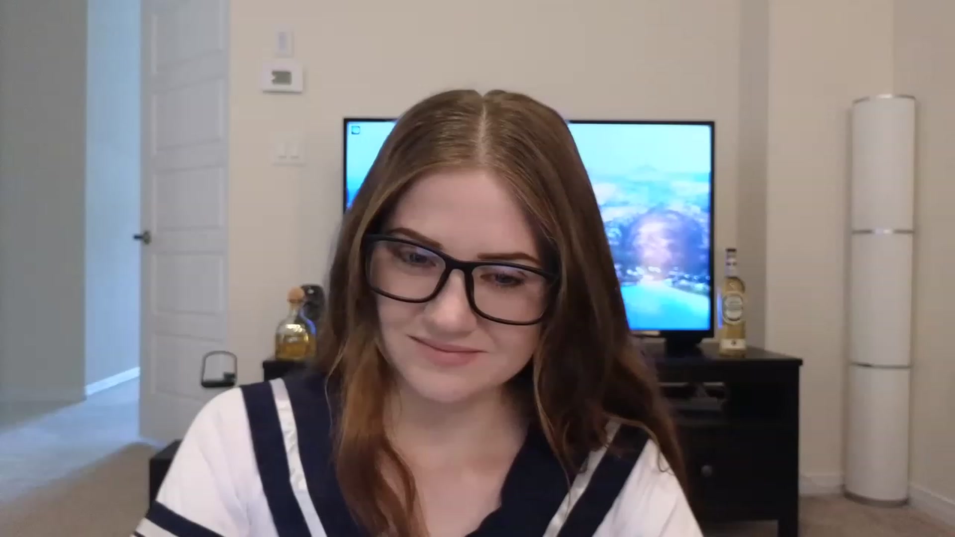 Gallery image thumbnail from AmberPeach's myfreecams stream on, 05/14/2023, 16:03 image 14 of 20