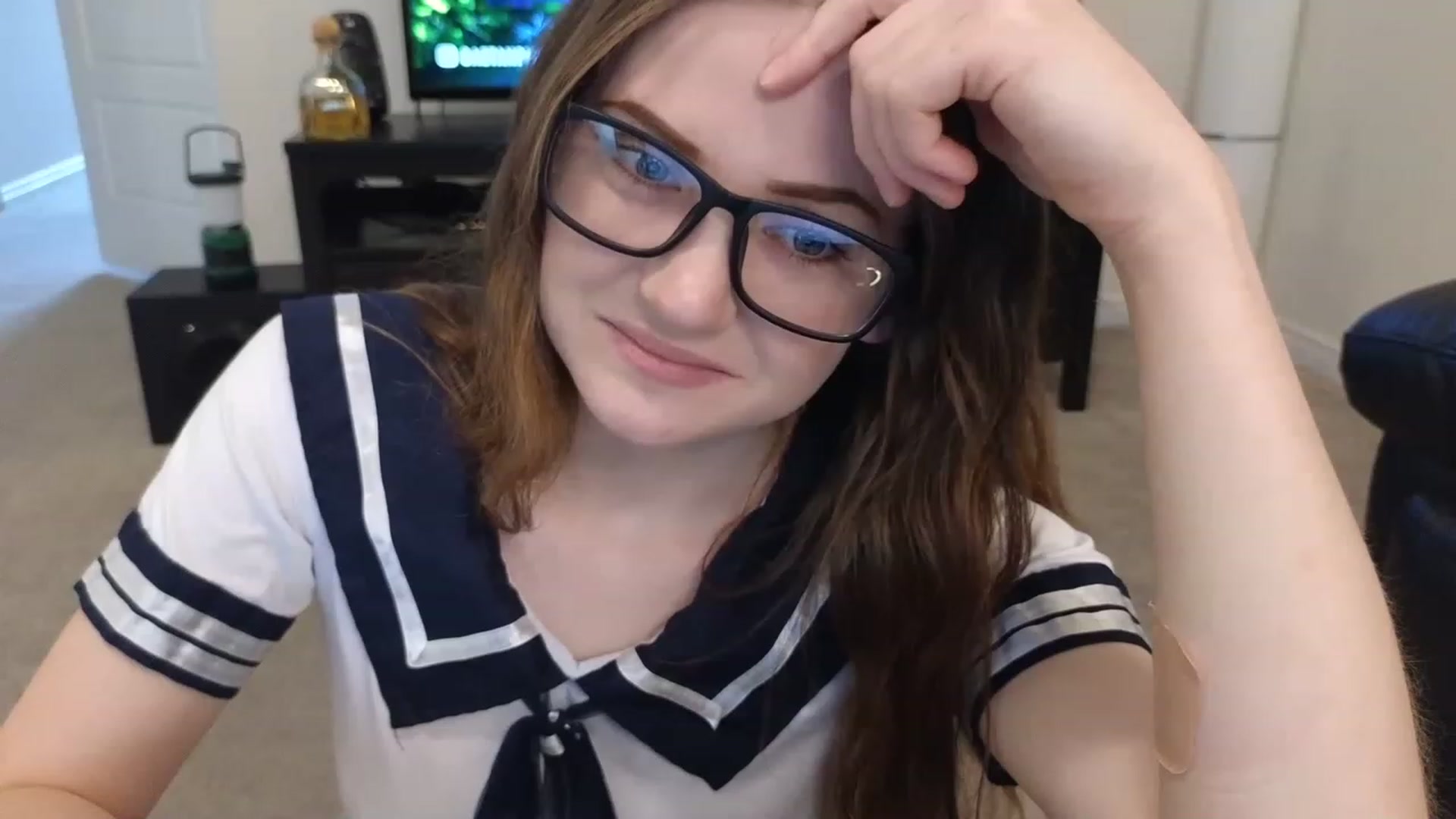 Gallery image thumbnail from AmberPeach's myfreecams stream on, 05/14/2023, 16:03 image 6 of 20