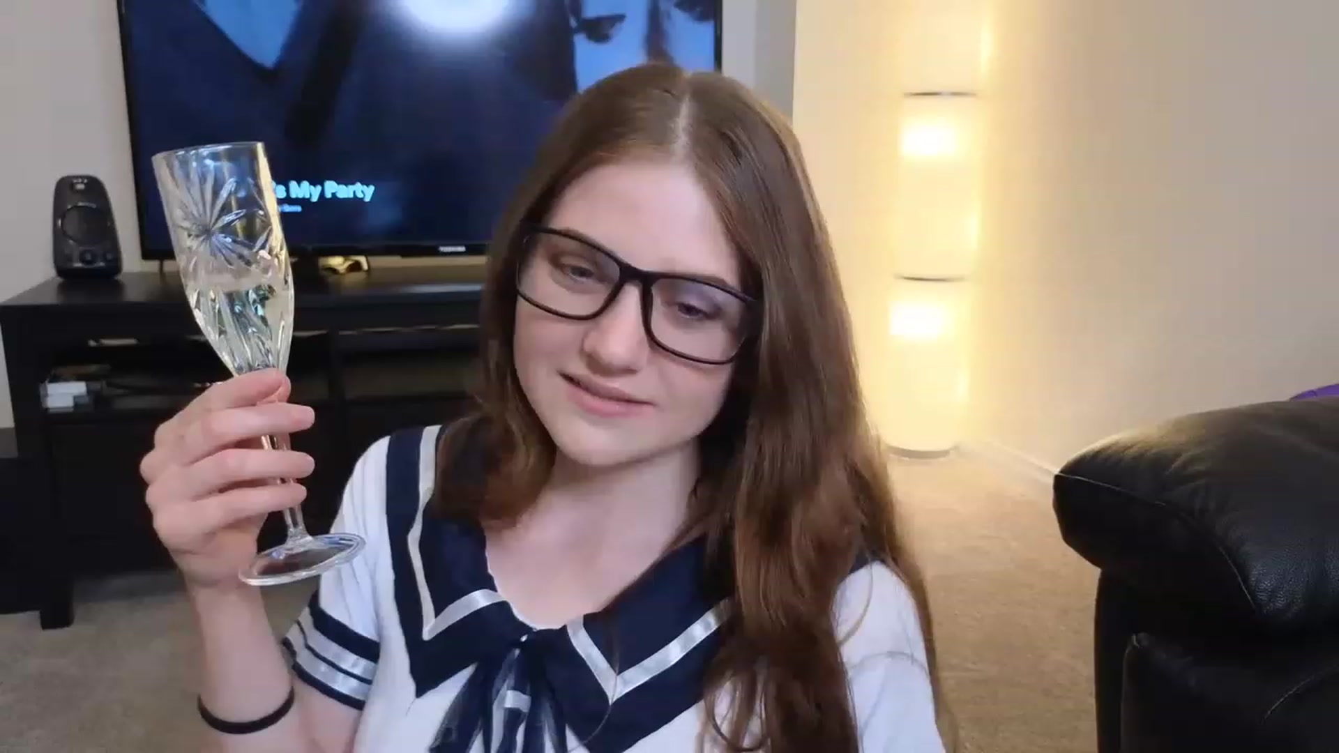 Gallery image thumbnail from AmberPeach's myfreecams stream on, 05/15/2023, 02:35 image 8 of 20