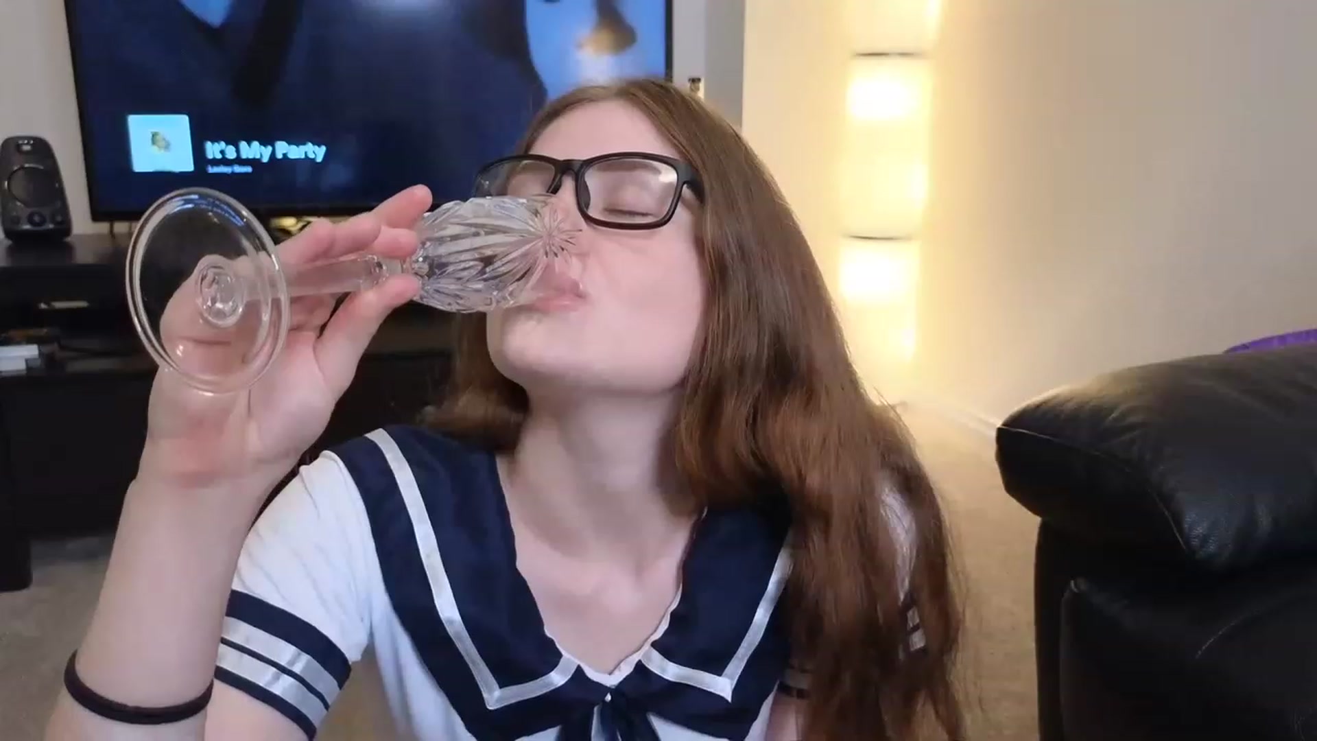 Gallery image thumbnail from AmberPeach's myfreecams stream on, 05/15/2023, 02:35 image 7 of 20