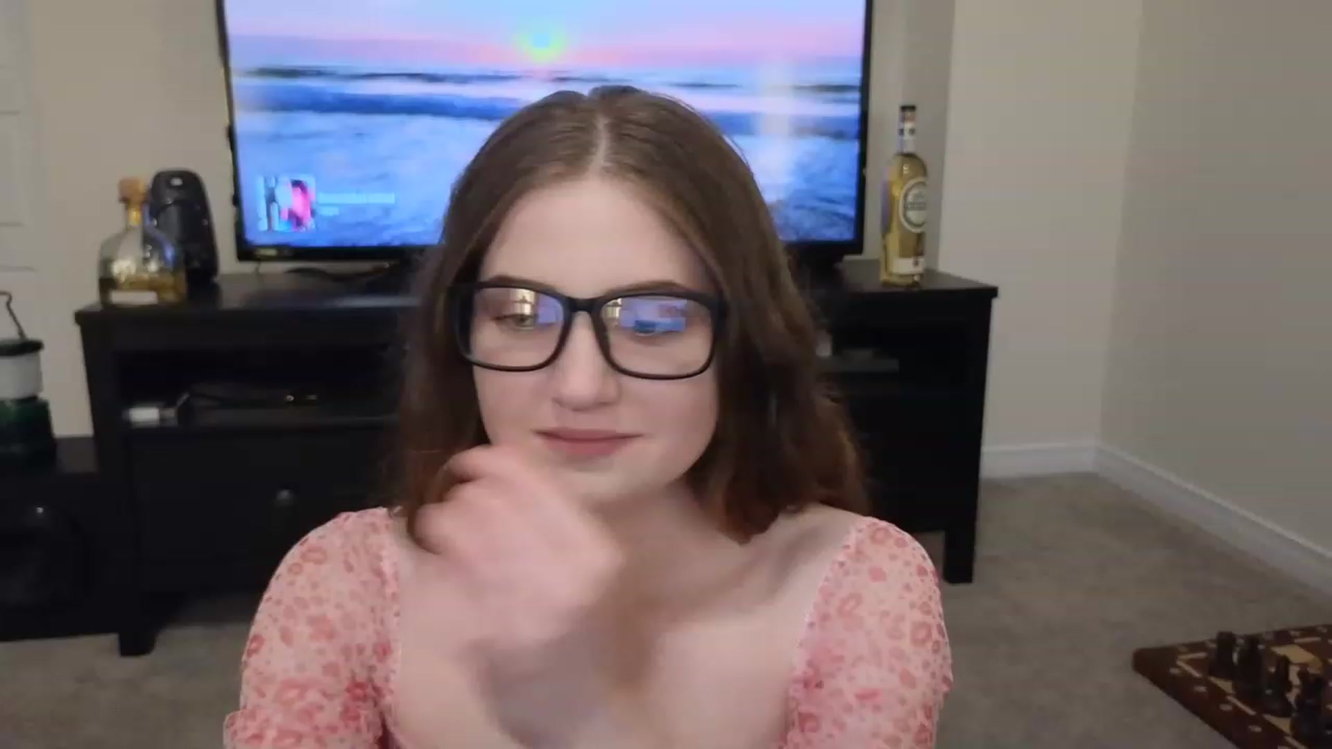 Gallery image thumbnail from AmberPeach's myfreecams stream on, 05/17/2023, 01:44 image 1 of 20