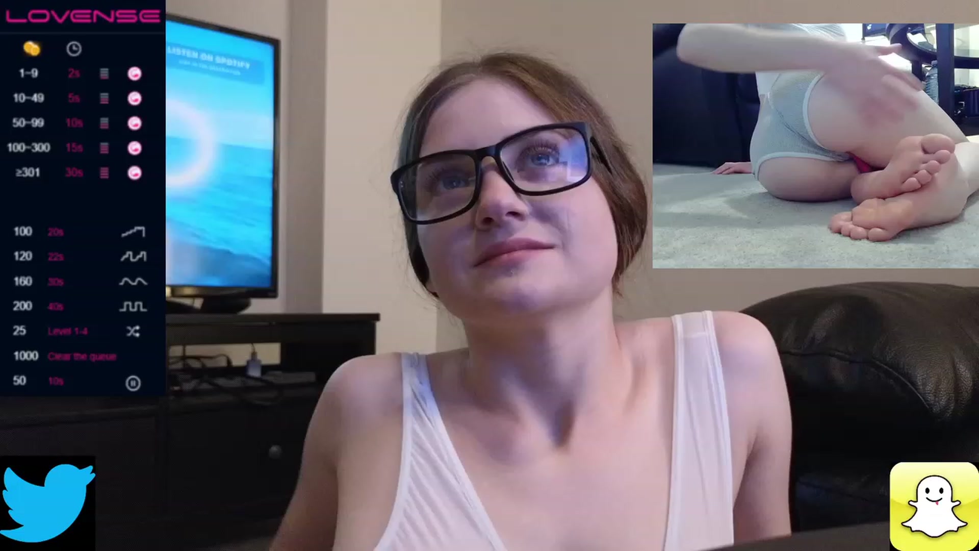 Gallery image thumbnail from AmberPeach's myfreecams stream on, 05/19/2023, 24:02 image 12 of 20