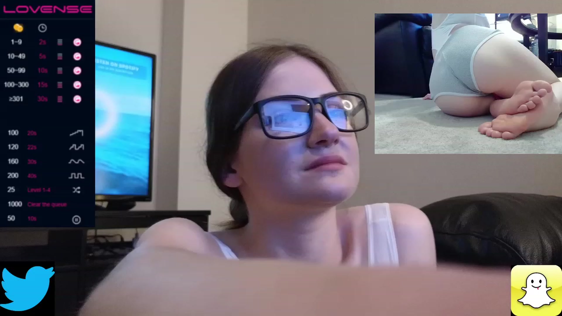 Gallery image thumbnail from AmberPeach's myfreecams stream on, 05/19/2023, 24:02 image 18 of 20
