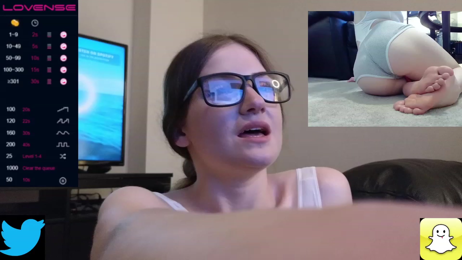 Gallery image thumbnail from AmberPeach's myfreecams stream on, 05/19/2023, 24:02 image 16 of 20