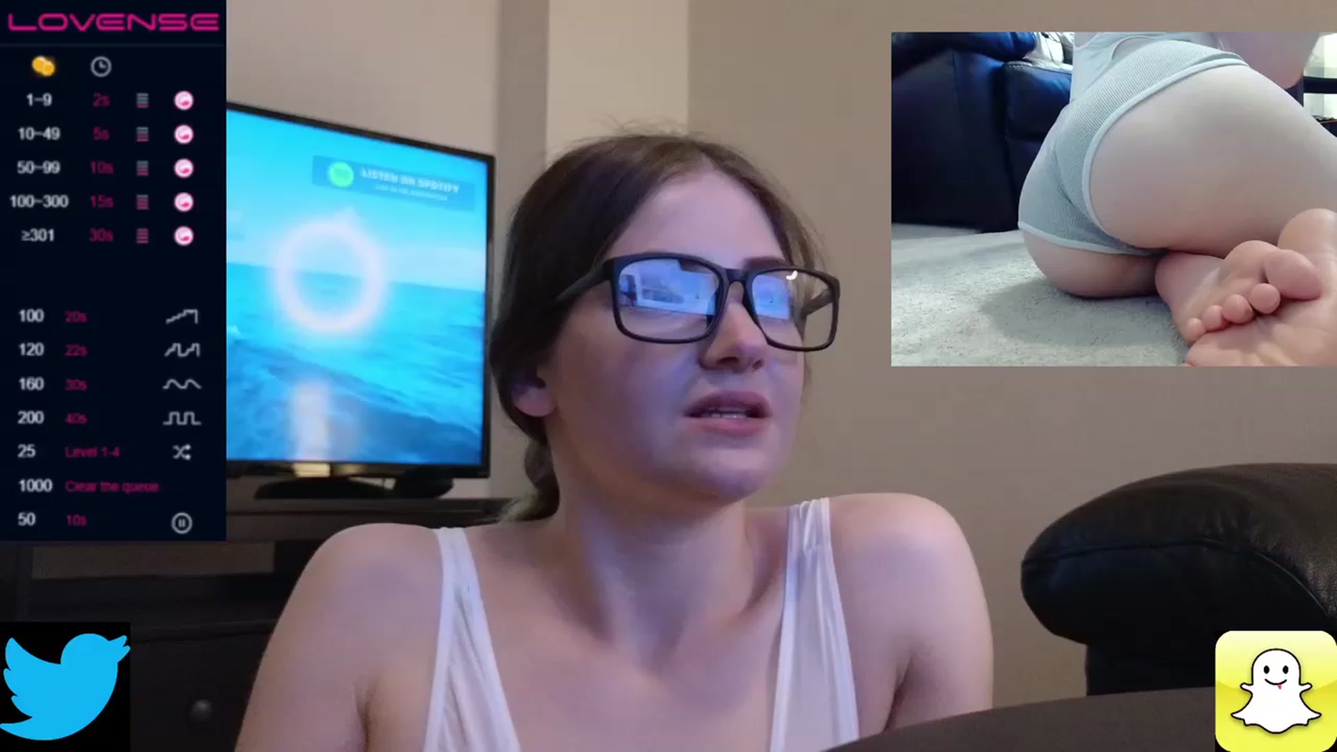 Gallery image thumbnail from AmberPeach's myfreecams stream on, 05/19/2023, 24:02 image 7 of 20