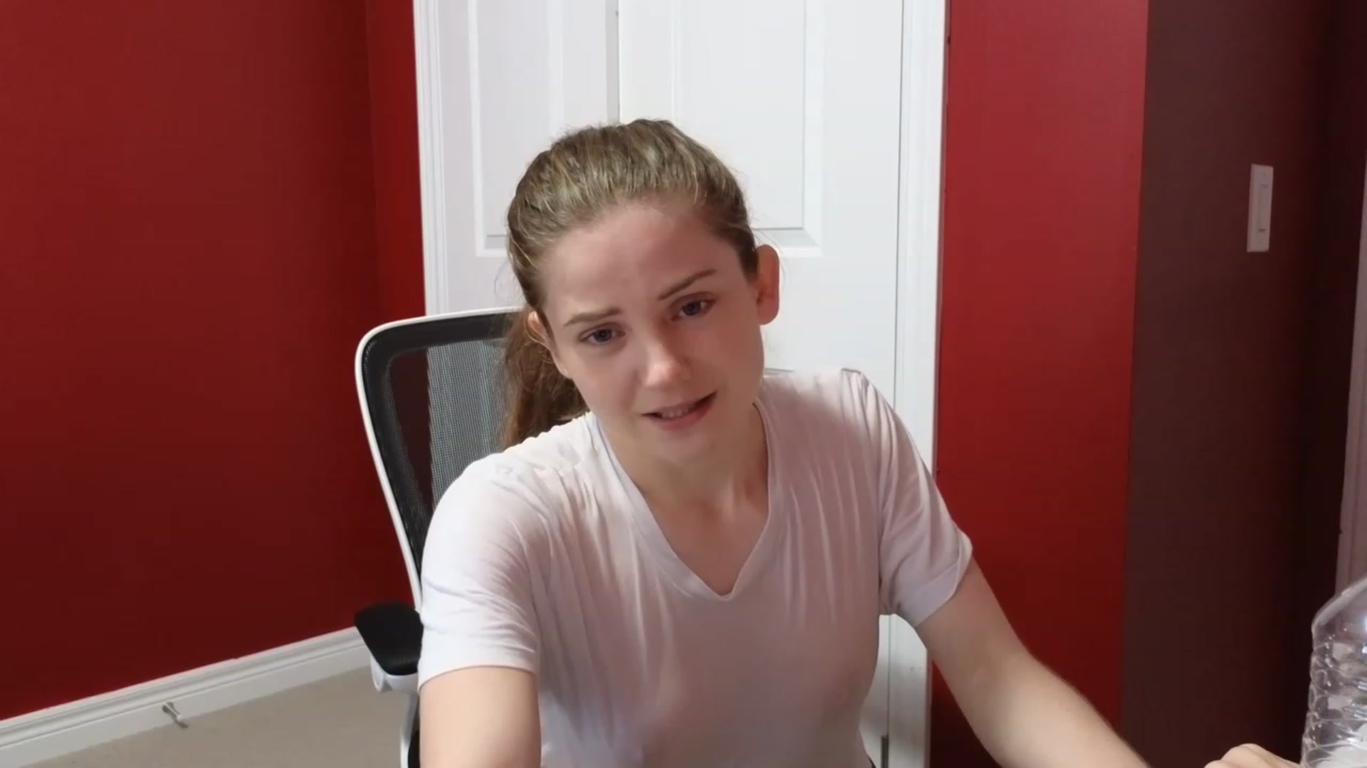 Gallery image thumbnail from AmberPeach's myfreecams stream on, 06/21/2023, 17:40 image 16 of 20