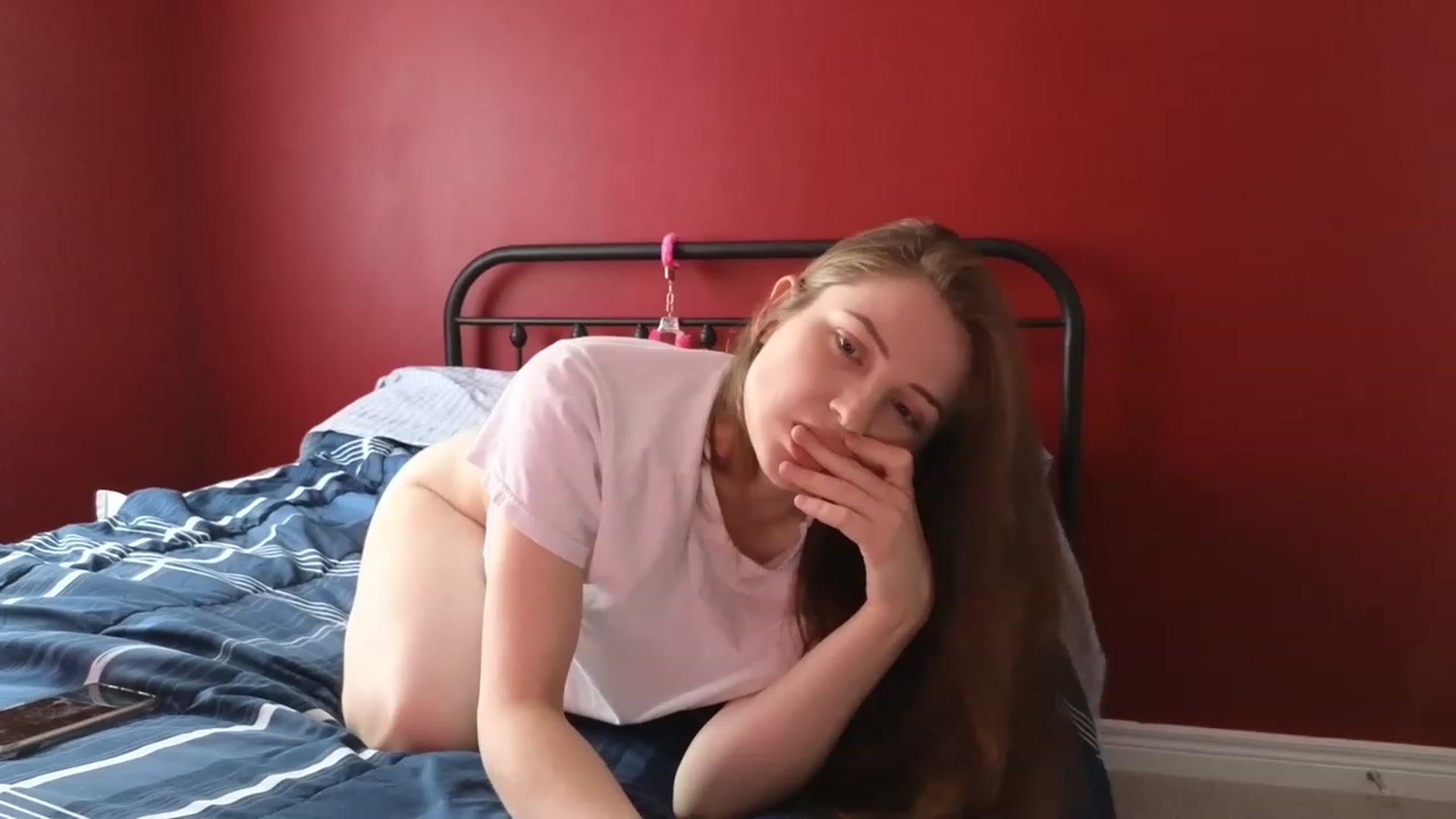 Gallery image thumbnail from AmberPeach's myfreecams stream on, 06/21/2023, 18:56 image 11 of 20