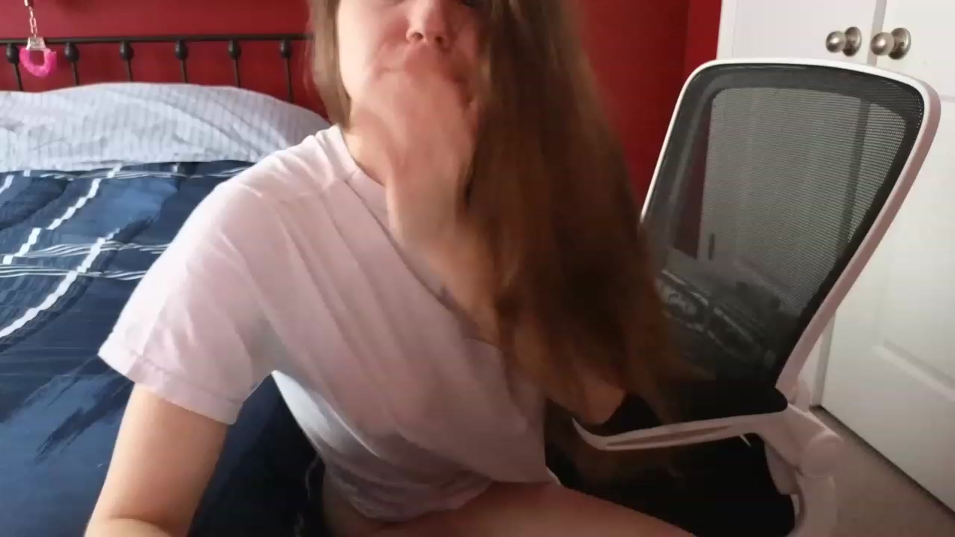 Gallery image thumbnail from AmberPeach's myfreecams stream on, 06/21/2023, 18:56 image 20 of 20