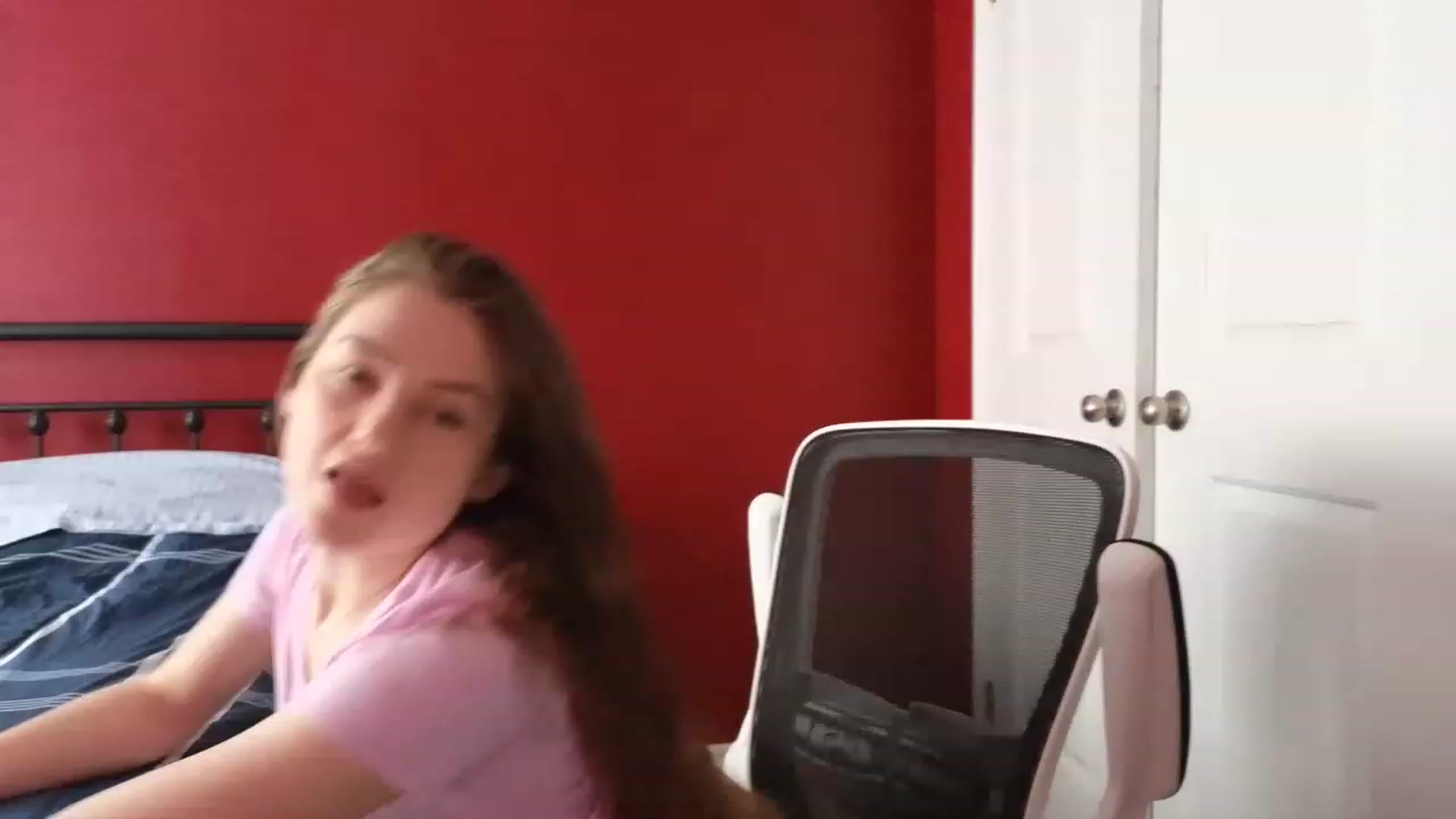 Gallery image thumbnail from AmberPeach's myfreecams stream on, 06/26/2023, 21:32 image 2 of 20