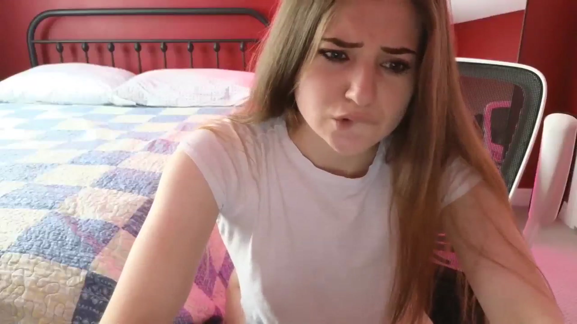 Gallery image thumbnail from AmberPeach's myfreecams stream on, 07/26/2023, 19:44 image 4 of 20