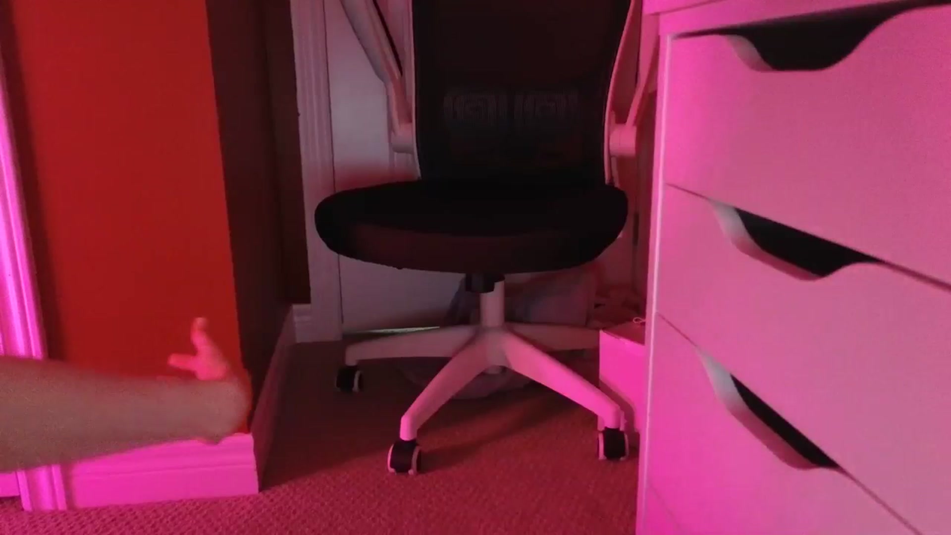 Gallery image thumbnail from AmberPeach's myfreecams stream on, 10/07/2023, 23:27 image 13 of 20